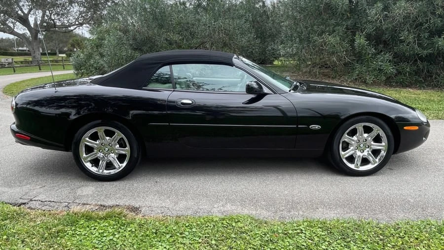 2000 Jaguar X100 XK8 - Image 9 of 18