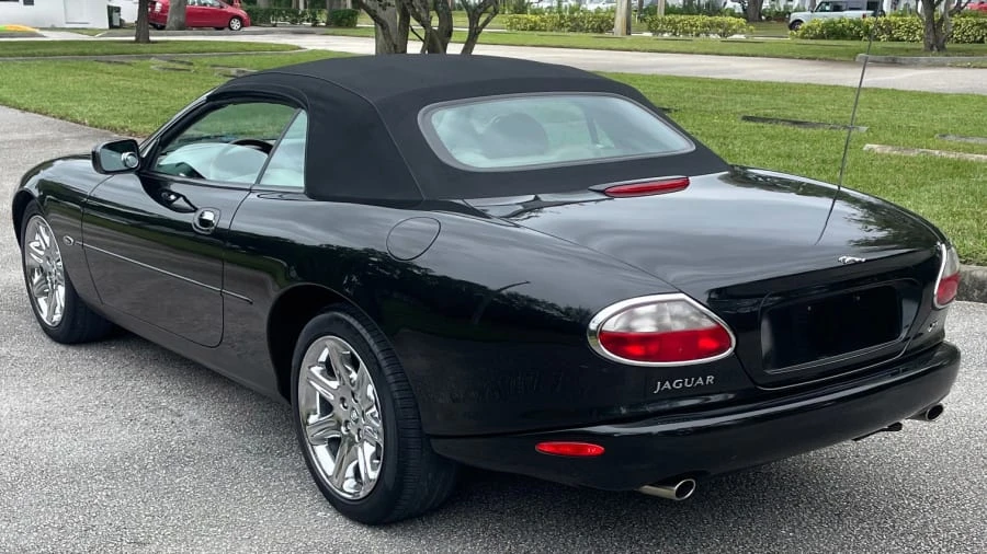 2000 Jaguar X100 XK8 - Image 7 of 18