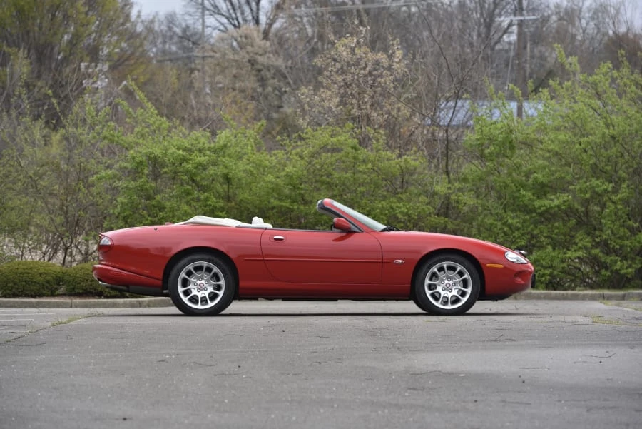 2000 Jaguar X100 XK8 - Image 2 of 28
