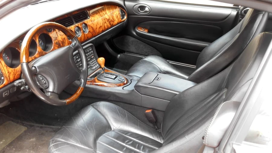 2000 Jaguar X100 XK8 - Image 3 of 8