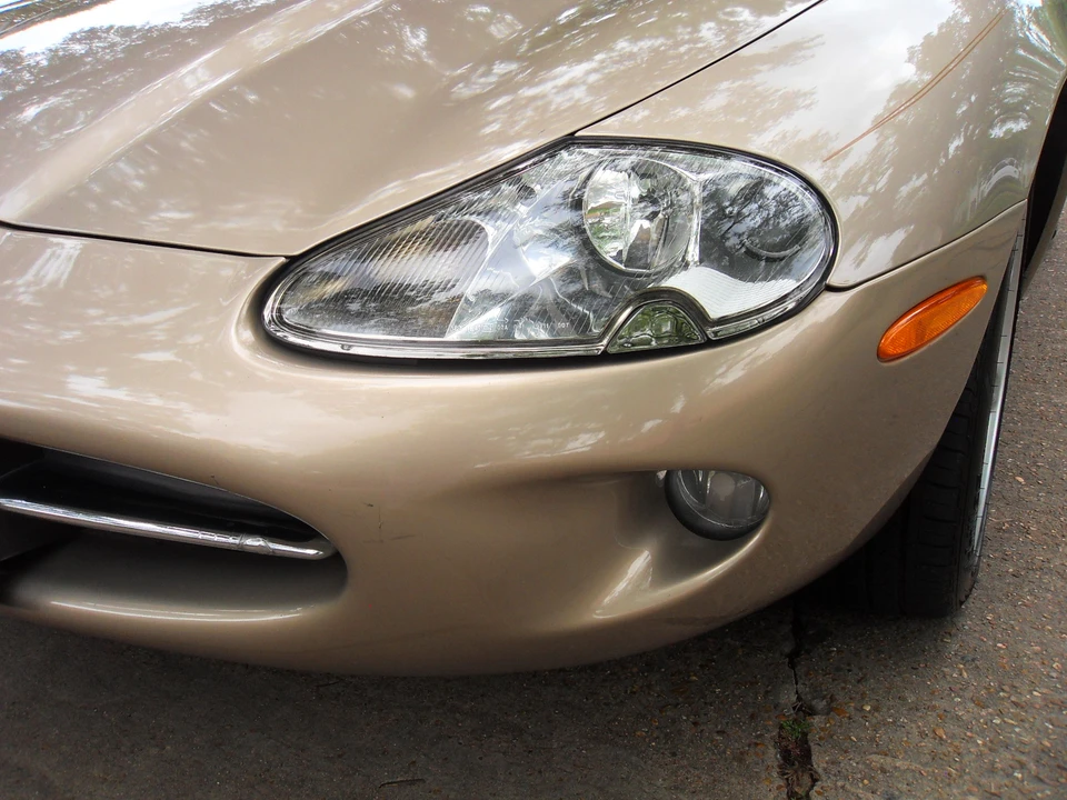 2000 Jaguar X100 XK8 - Image 16 of 31