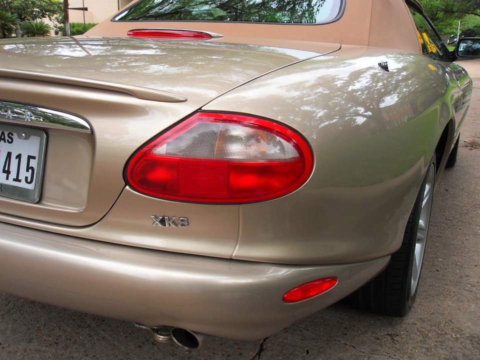 2000 Jaguar X100 XK8 - Image 18 of 31
