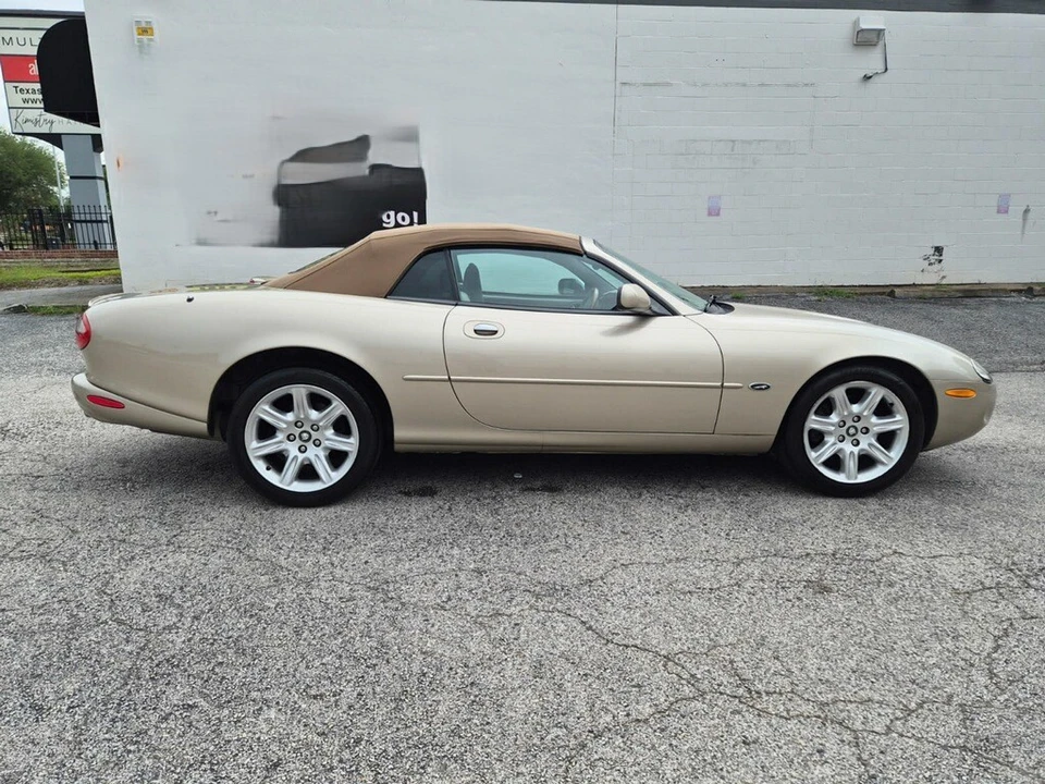 2000 Jaguar X100 XK8 - Image 8 of 31