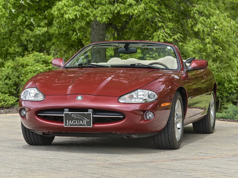 2000 Jaguar X100 XK8 - Image 4 of 31