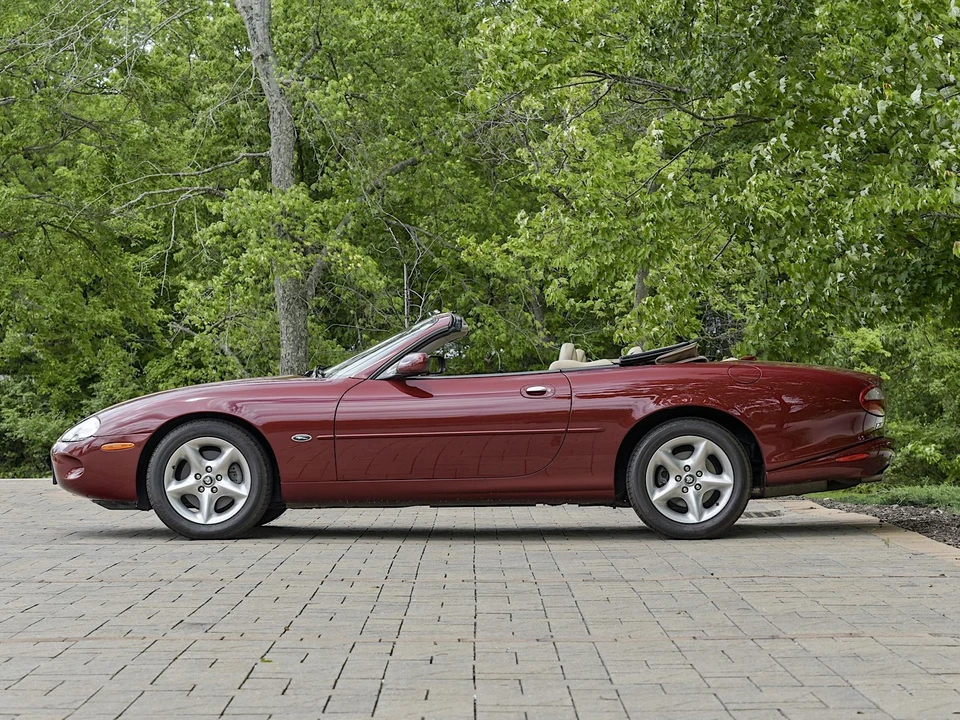 2000 Jaguar X100 XK8 - Image 6 of 31