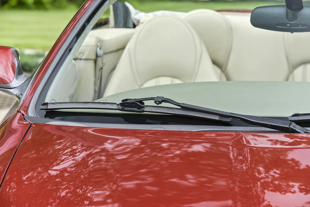 2000 Jaguar X100 XK8 - Image 18 of 31