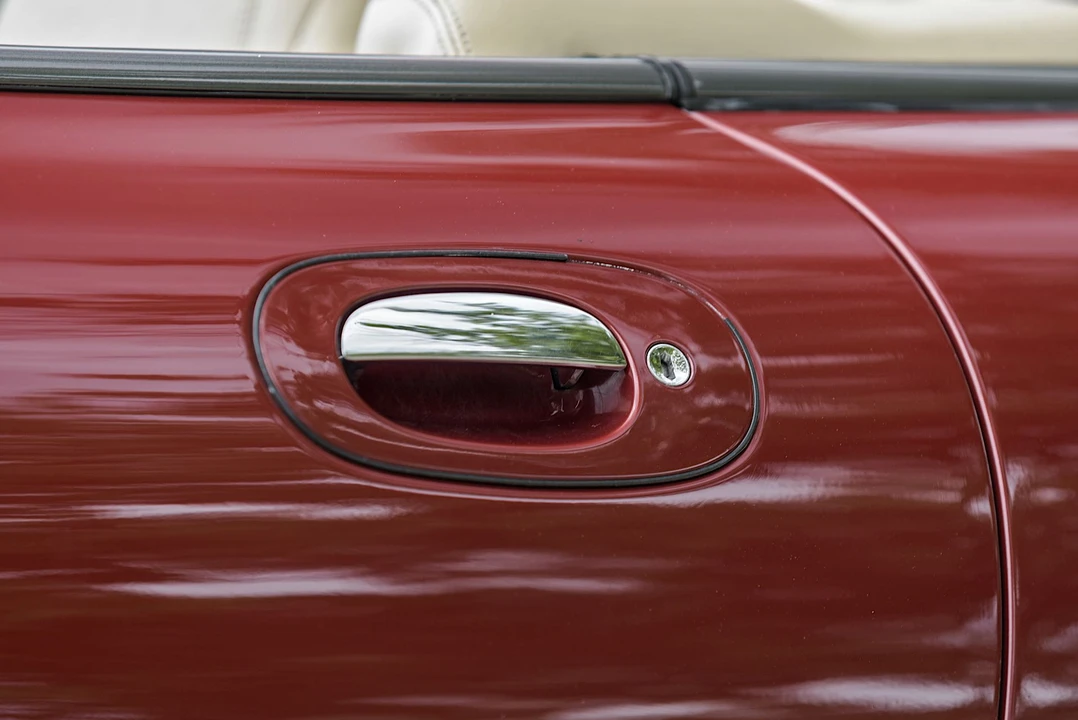 2000 Jaguar X100 XK8 - Image 30 of 31