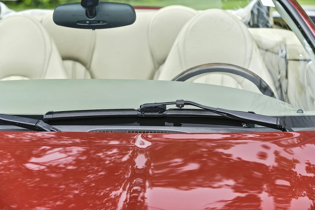 2000 Jaguar X100 XK8 - Image 22 of 31