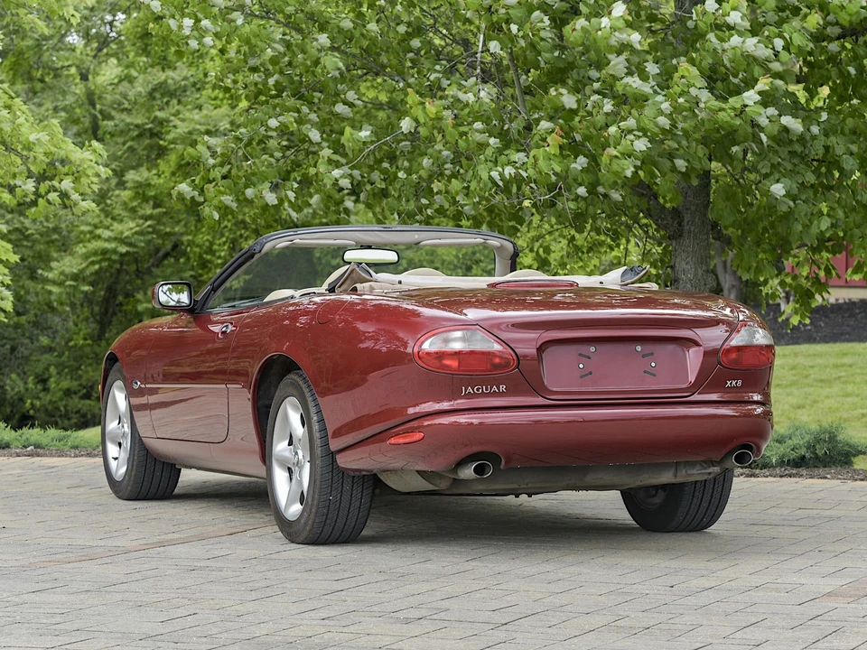2000 Jaguar X100 XK8 - Image 8 of 31