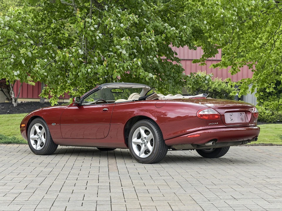2000 Jaguar X100 XK8 - Image 7 of 31