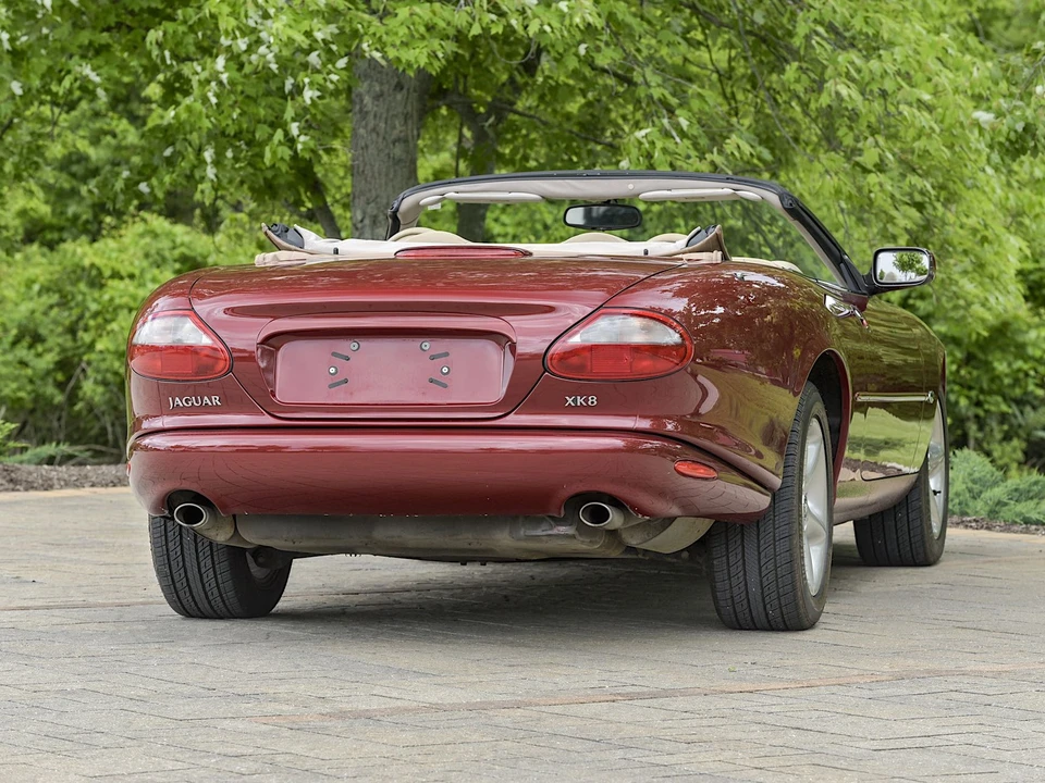 2000 Jaguar X100 XK8 - Image 11 of 31