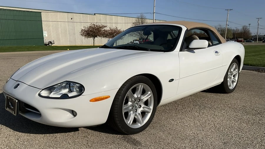 2000 Jaguar X100 XK8 - Image 4 of 12