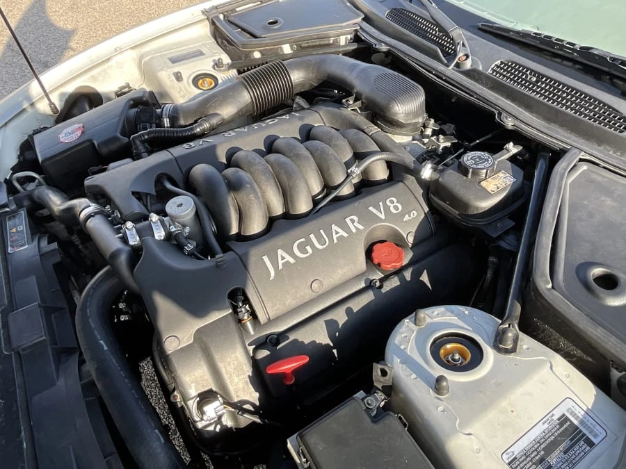 2000 Jaguar X100 XK8 - Image 11 of 12