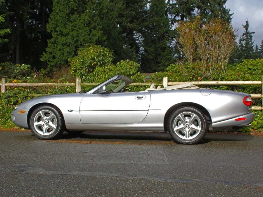 2000 Jaguar X100 XK8 - Image 2 of 6