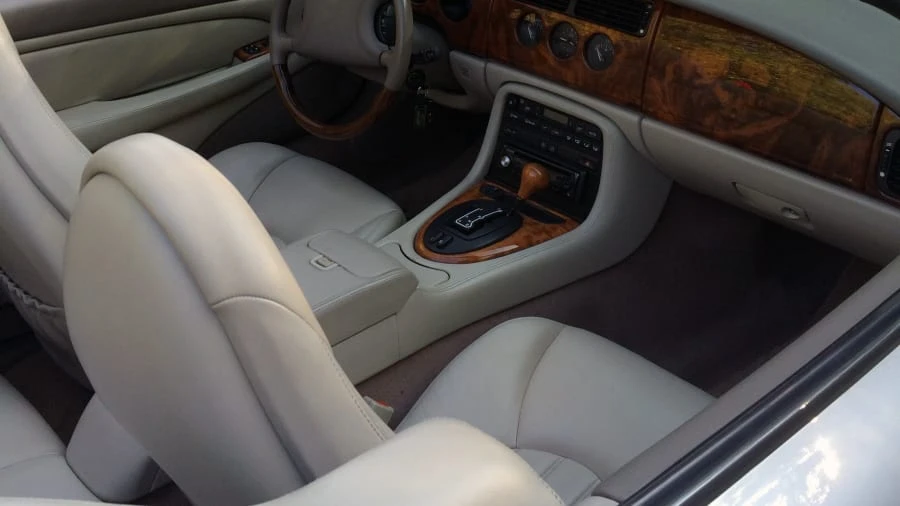 2000 Jaguar X100 XK8 - Image 5 of 8