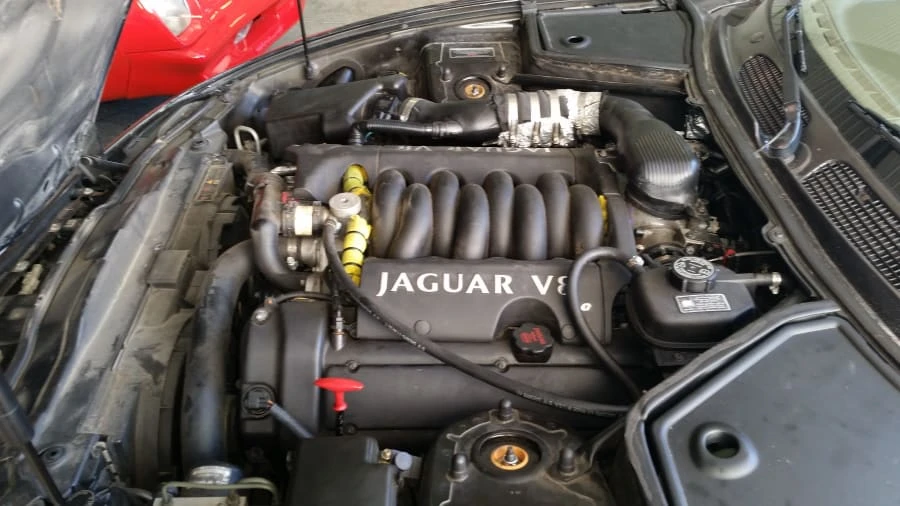 2000 Jaguar X100 XK8 - Image 6 of 8