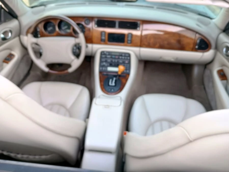 2000 Jaguar X100 XK8 - Image 18 of 22