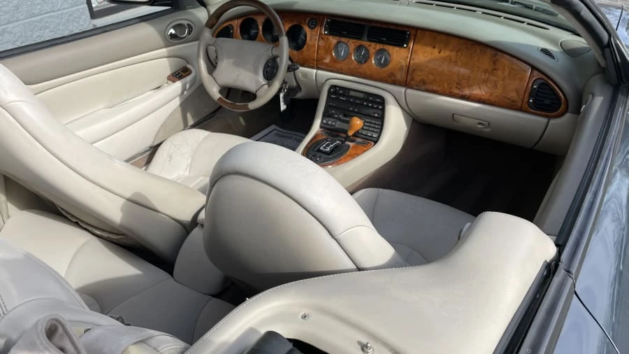 2000 Jaguar X100 XK8 - Image 4 of 14