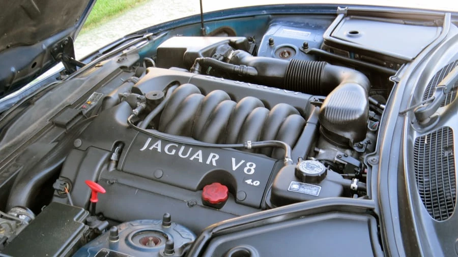 2000 Jaguar X100 XK8 - Image 8 of 9