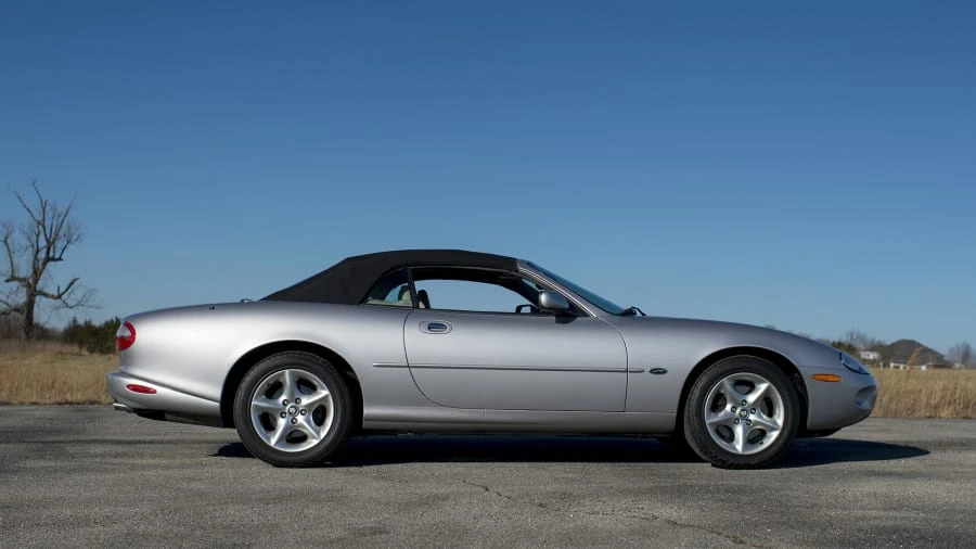 2000 Jaguar X100 XK8 - Image 11 of 12