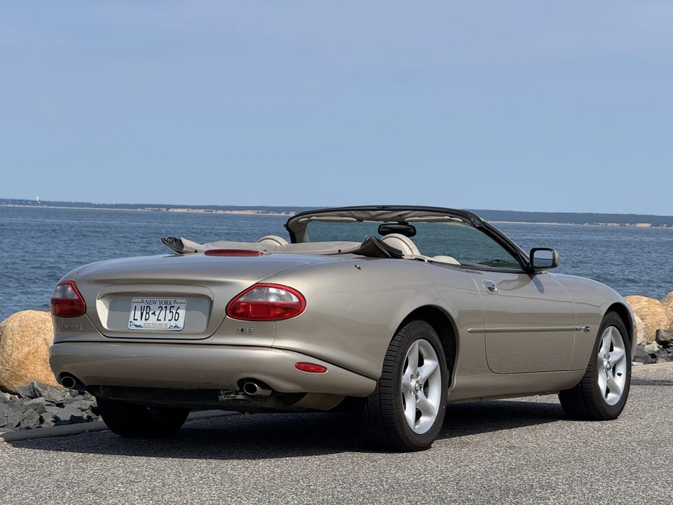 2000 Jaguar X100 XK8 - Image 14 of 31
