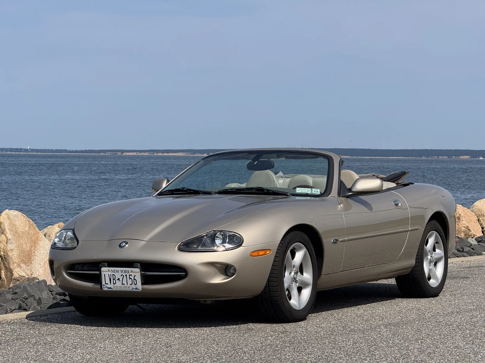2000 Jaguar X100 XK8 - Image 3 of 31