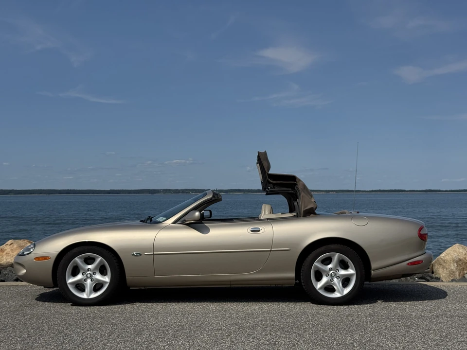 2000 Jaguar X100 XK8 - Image 27 of 31