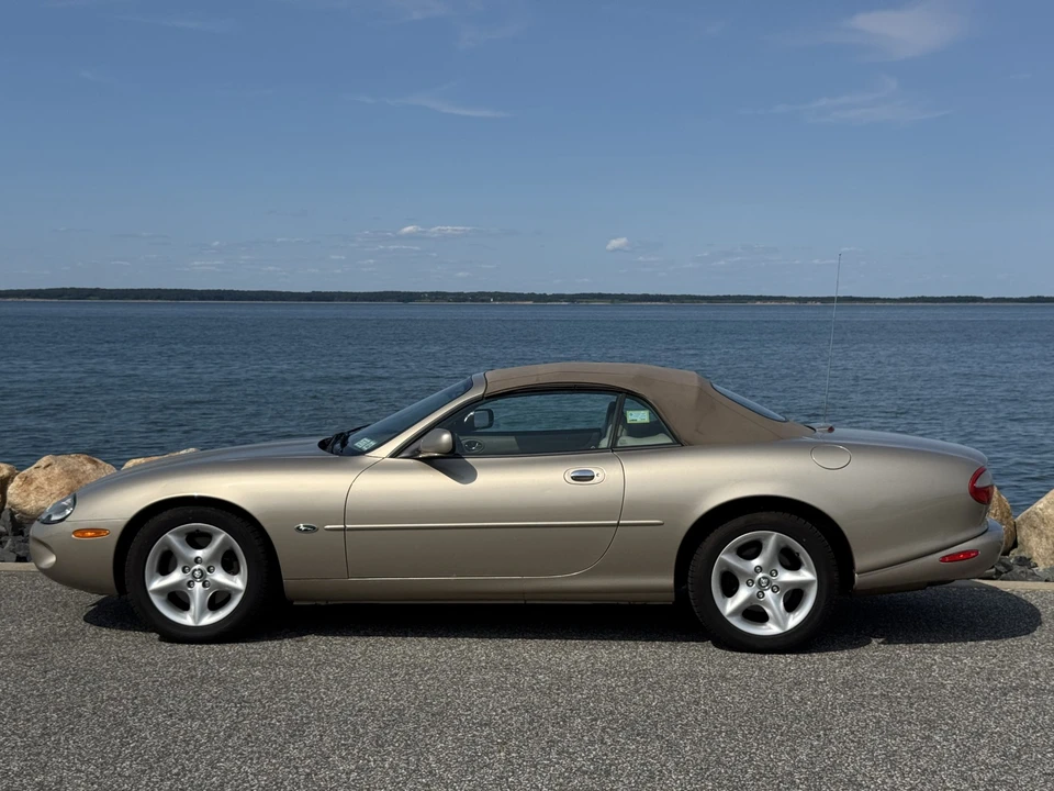 2000 Jaguar X100 XK8 - Image 25 of 31