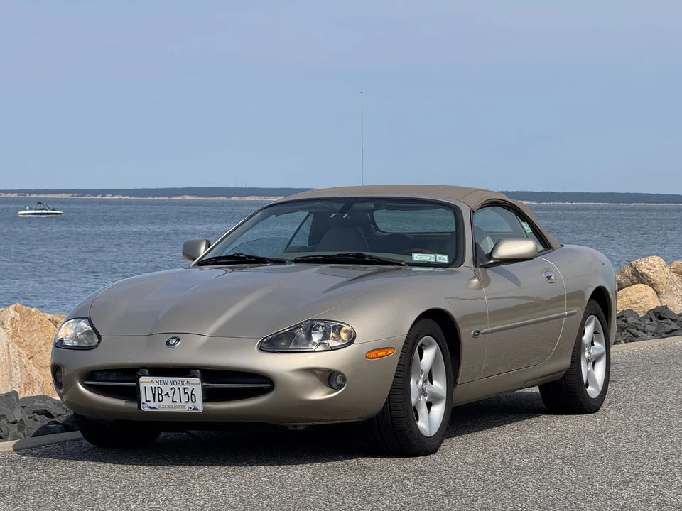 2000 Jaguar X100 XK8 - Image 24 of 31