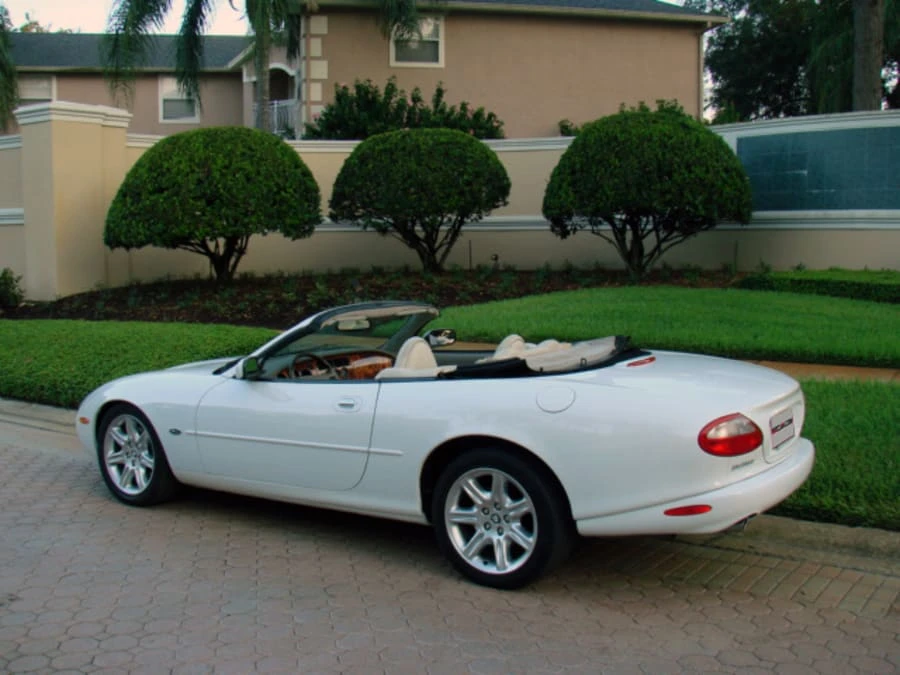 2000 Jaguar X100 XK8 - Image 2 of 9
