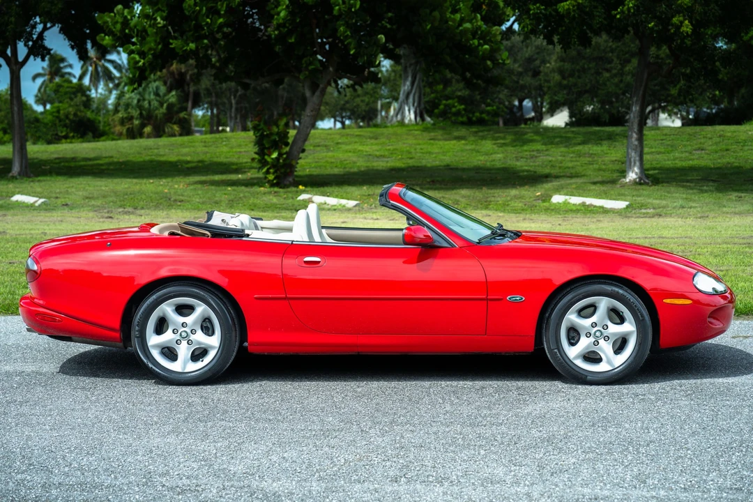 2000 Jaguar X100 XK8 - Image 7 of 31