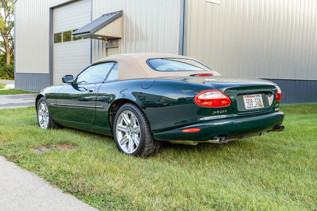 2000 Jaguar X100 XK8 - Image 16 of 31