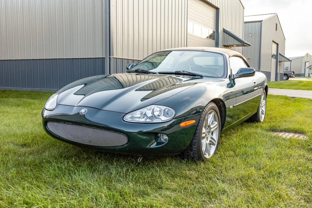 2000 Jaguar X100 XK8 - Image 10 of 31