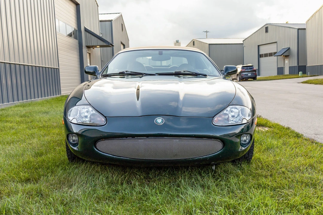 2000 Jaguar X100 XK8 - Image 11 of 31