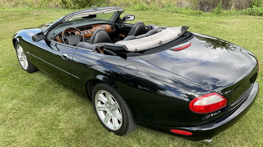 2000 Jaguar X100 XK8 - Image 3 of 14