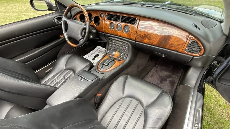 2000 Jaguar X100 XK8 - Image 6 of 14