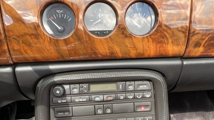 2000 Jaguar X100 XK8 - Image 9 of 14