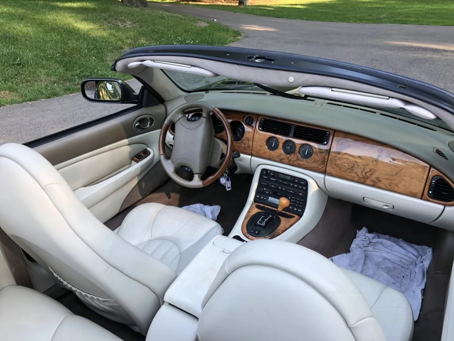 2000 Jaguar X100 XK8 - Image 4 of 7