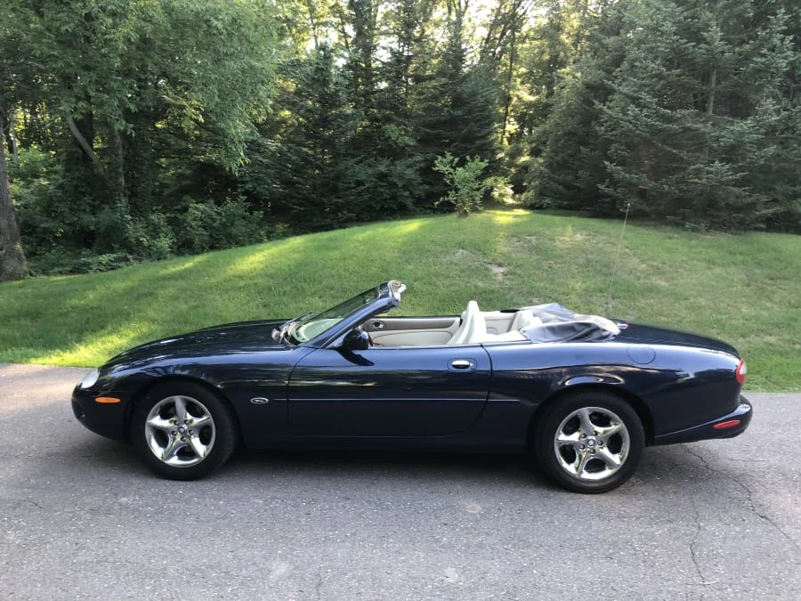 2000 Jaguar X100 XK8 - Image 2 of 7