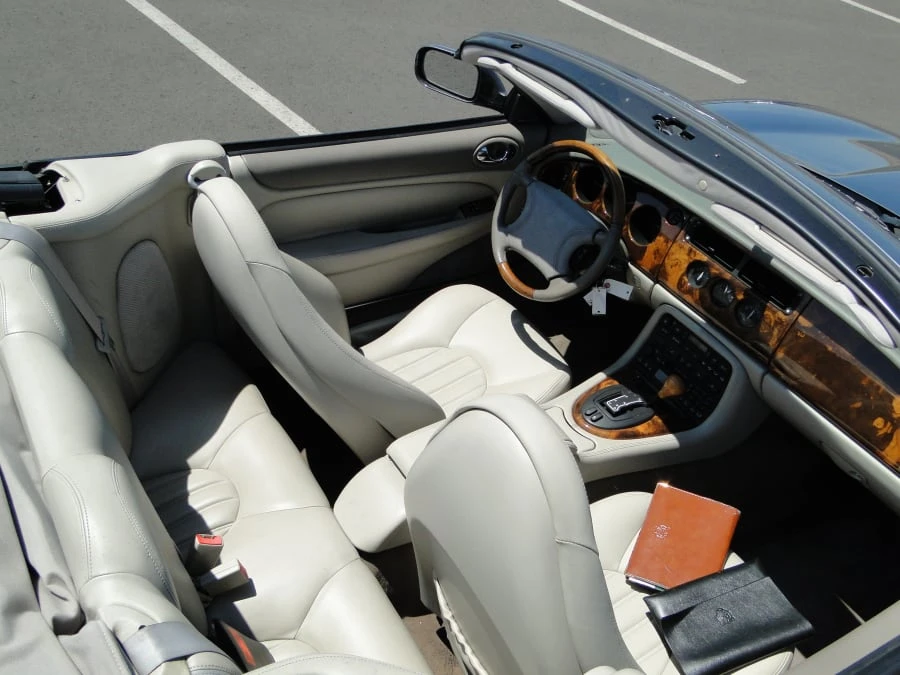 2000 Jaguar X100 XK8 - Image 4 of 5