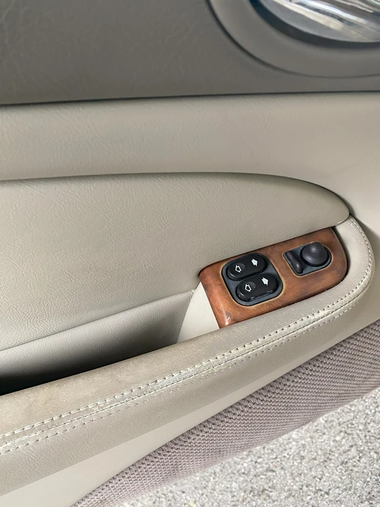 2000 Jaguar X100 XK8 - Image 28 of 31