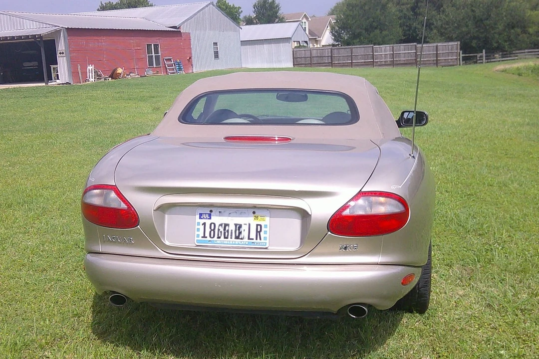 2000 Jaguar X100 XK8 - Image 4 of 31