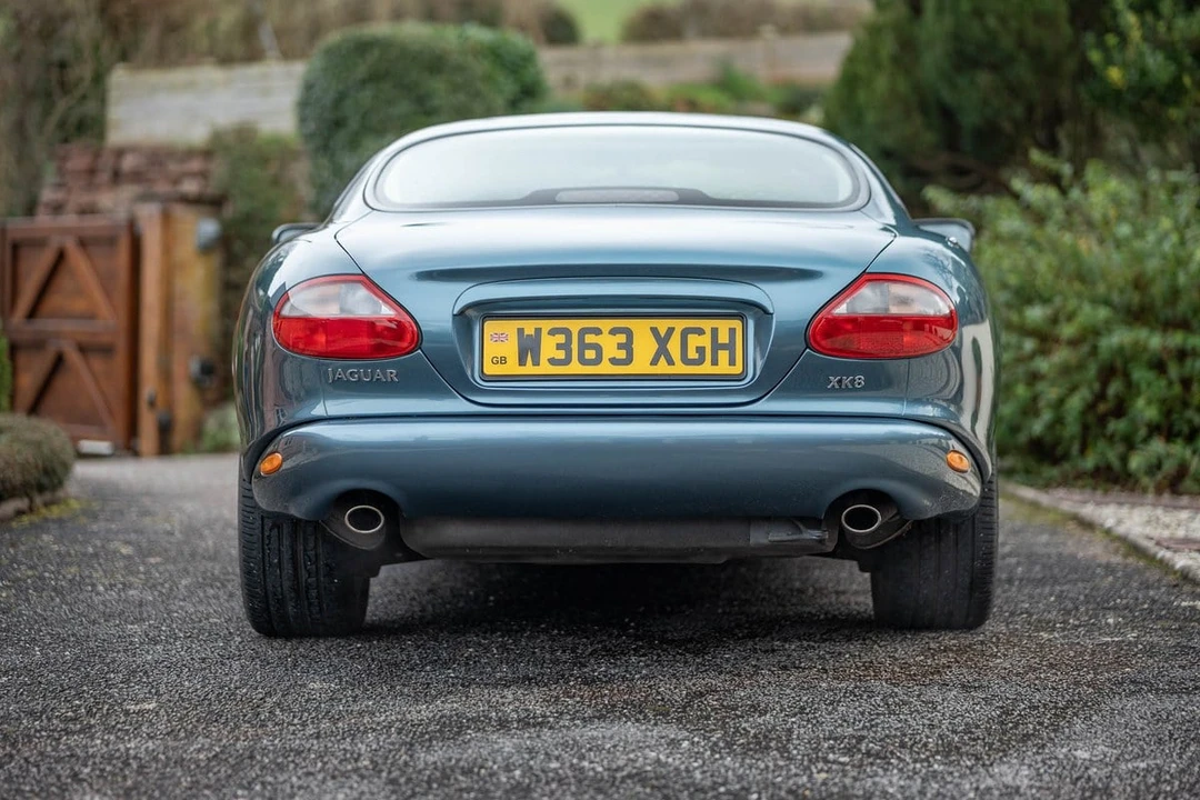 2000 Jaguar X100 XK8 - Image 11 of 30