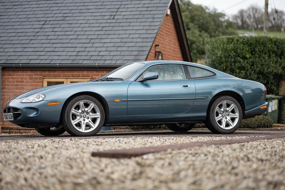 2000 Jaguar X100 XK8 - Image 8 of 30