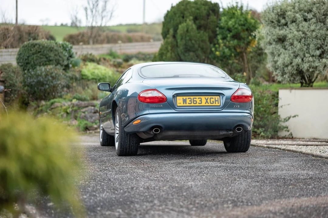 2000 Jaguar X100 XK8 - Image 9 of 30