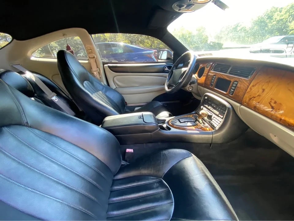 2000 Jaguar X100 XK8 - Image 6 of 15