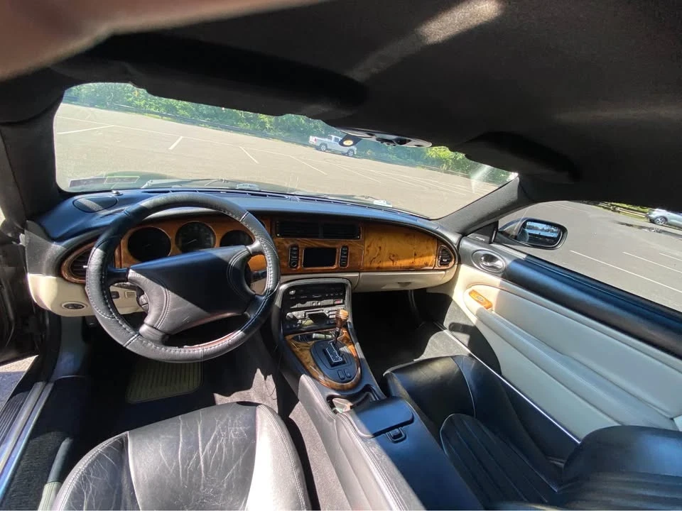 2000 Jaguar X100 XK8 - Image 12 of 15