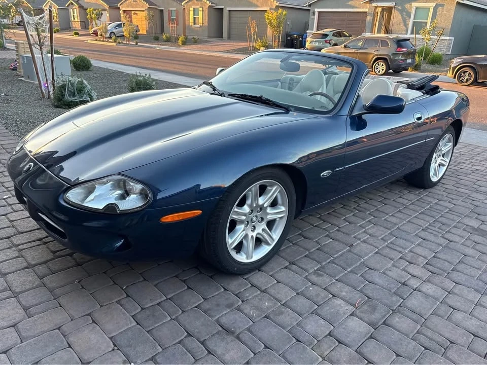 2000 Jaguar X100 XK8 - Image 4 of 16