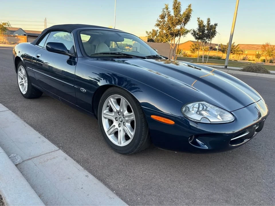 2000 Jaguar X100 XK8 - Image 2 of 16