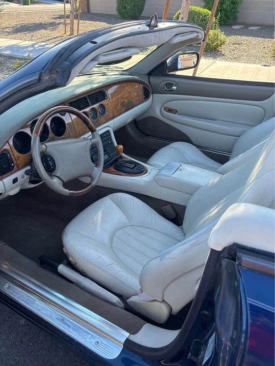 2000 Jaguar X100 XK8 - Image 11 of 16